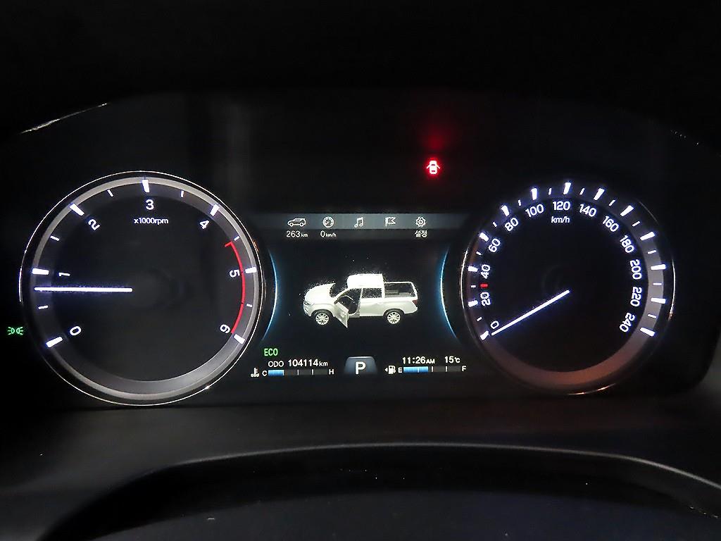 Ssangyong Rexton - Vista 8