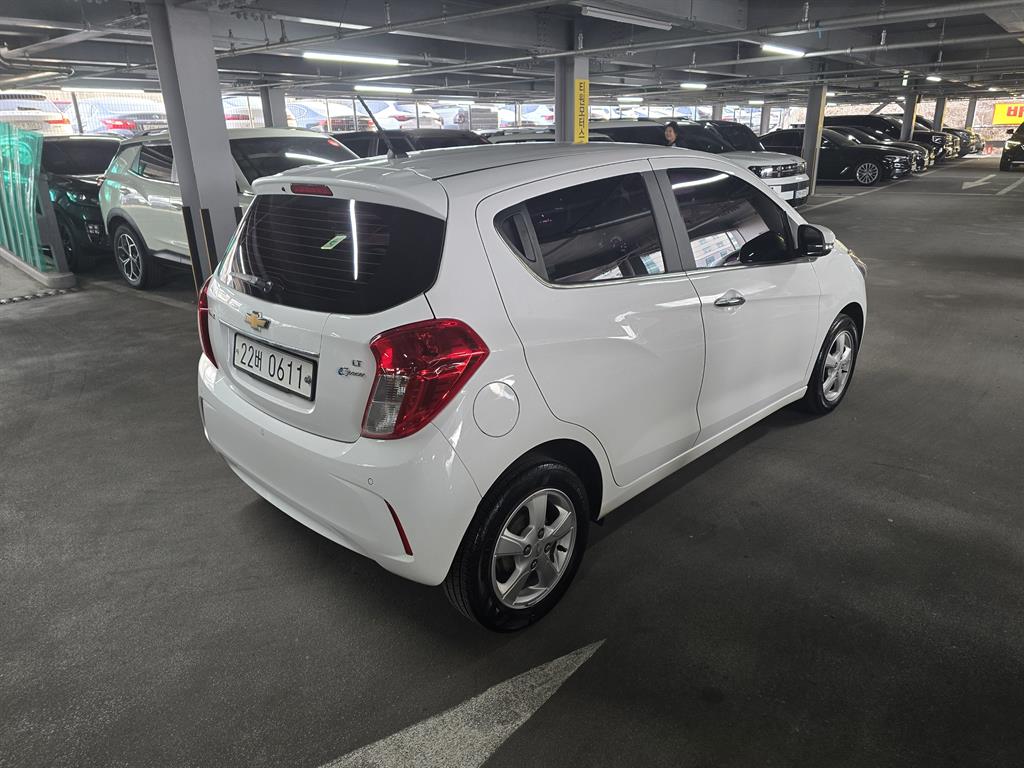 Chevrolet Spark - Vista 4