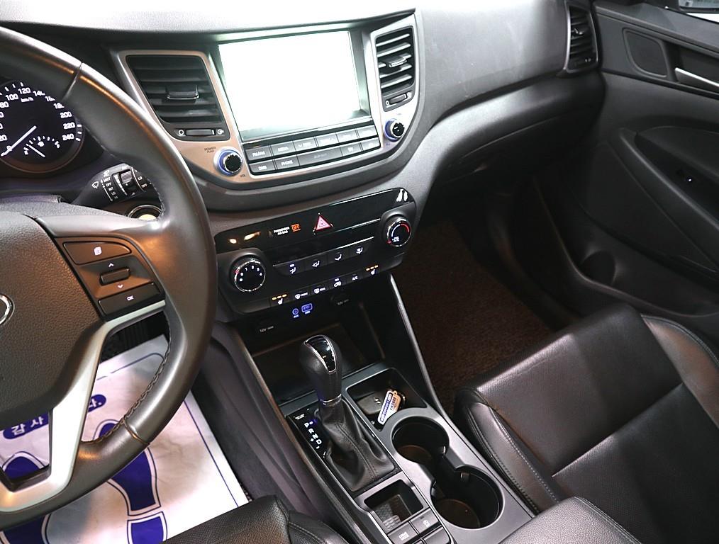 HYUNDAI Tucson 2018 Gris - Importación desde Corea - HF Imports Iquique - Foto 13