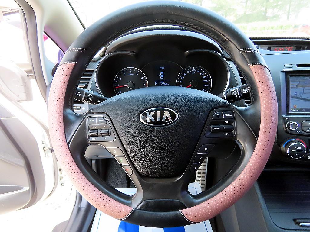 KIA K3 - Vista 8