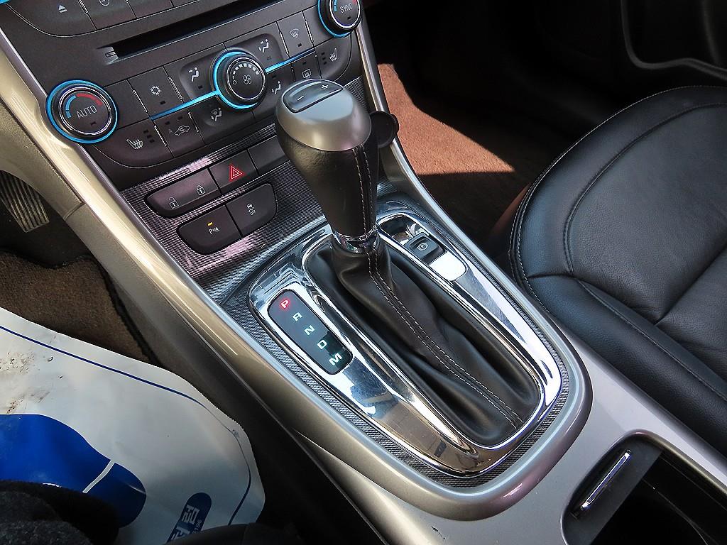 Chevrolet Malibu - Vista 10