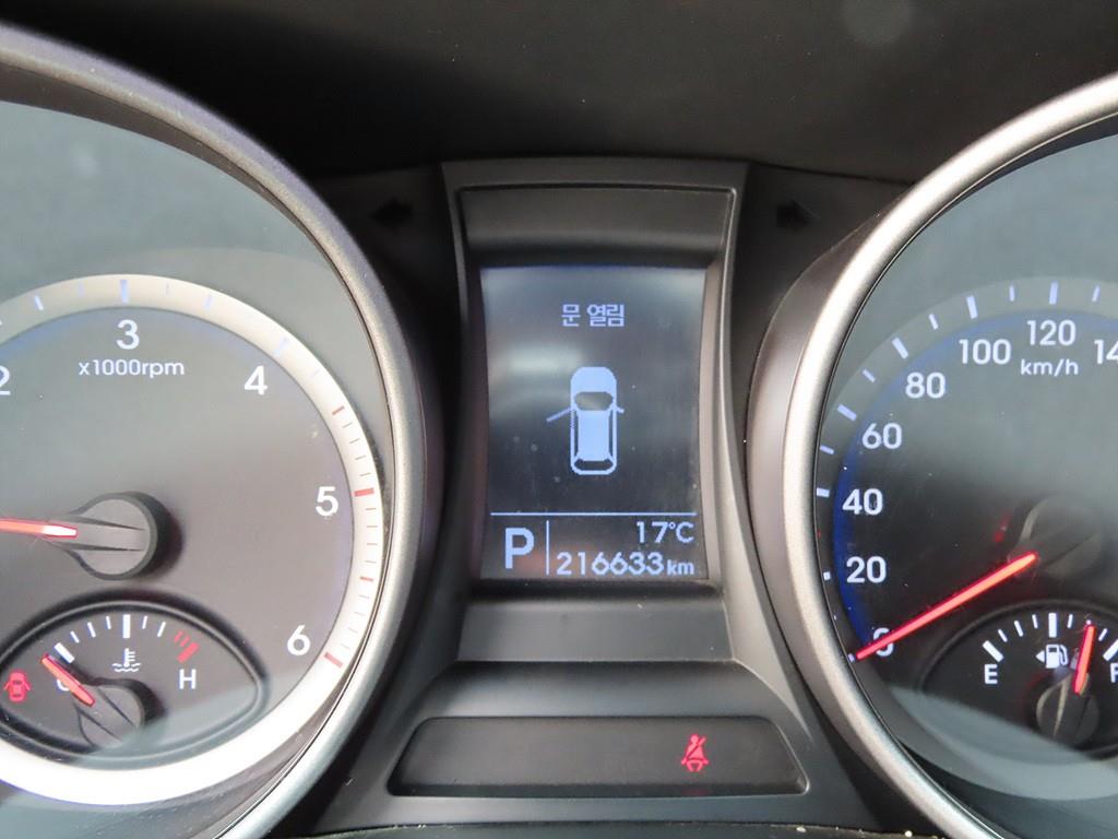 HYUNDAI Santa Fe - Vista 11