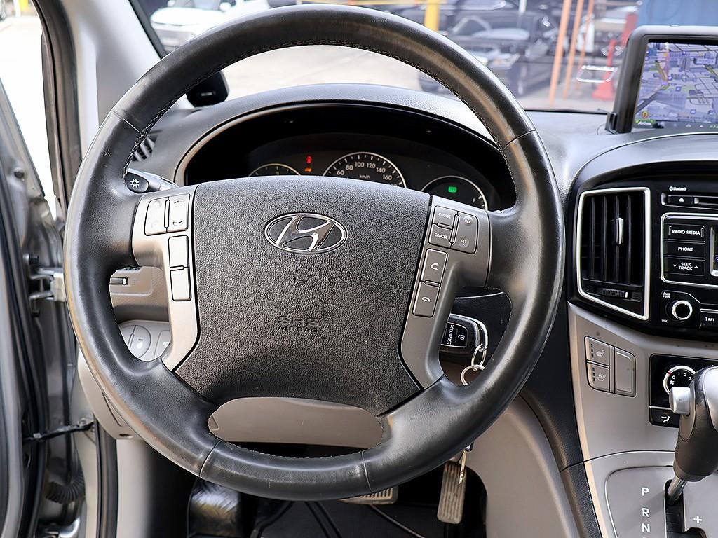 HYUNDAI Starex 2019 Gris - Importación desde Corea - HF Imports Iquique - Foto 8