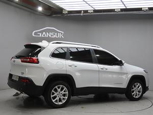 Jeep Cherokee - Vista 8