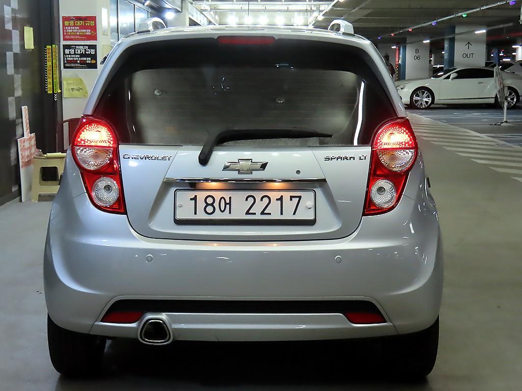 Chevrolet Spark - Vista 5