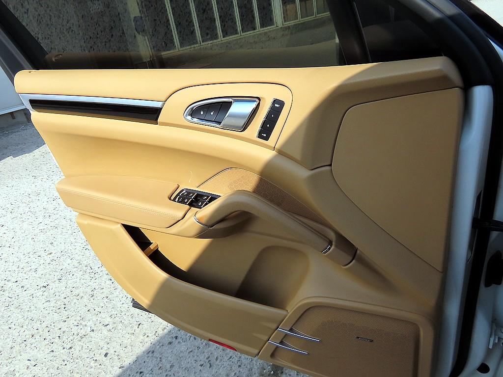 Porsche Cayenne - Vista 11