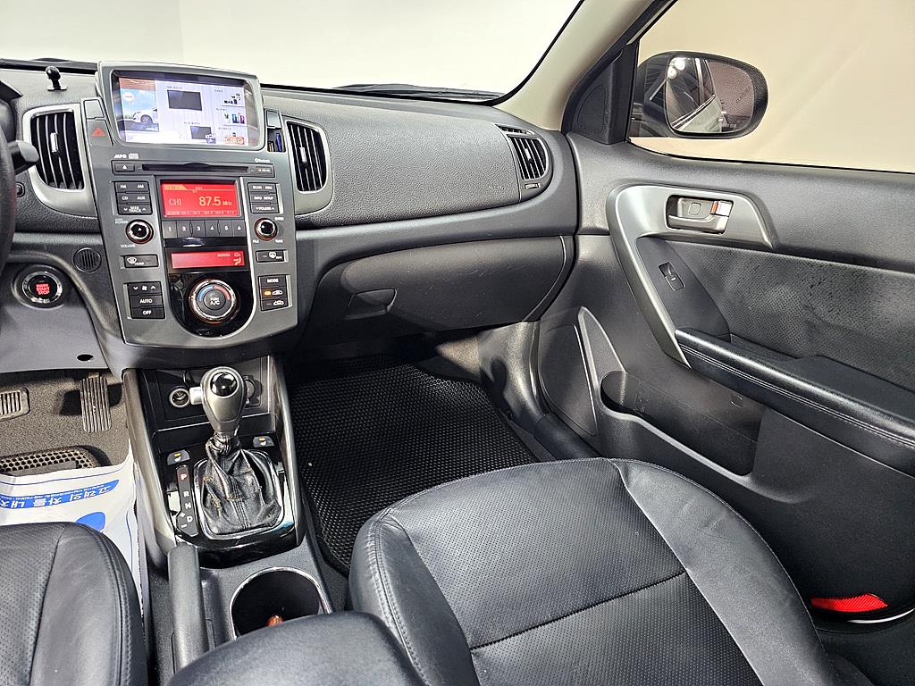 KIA Forte - Vista 10