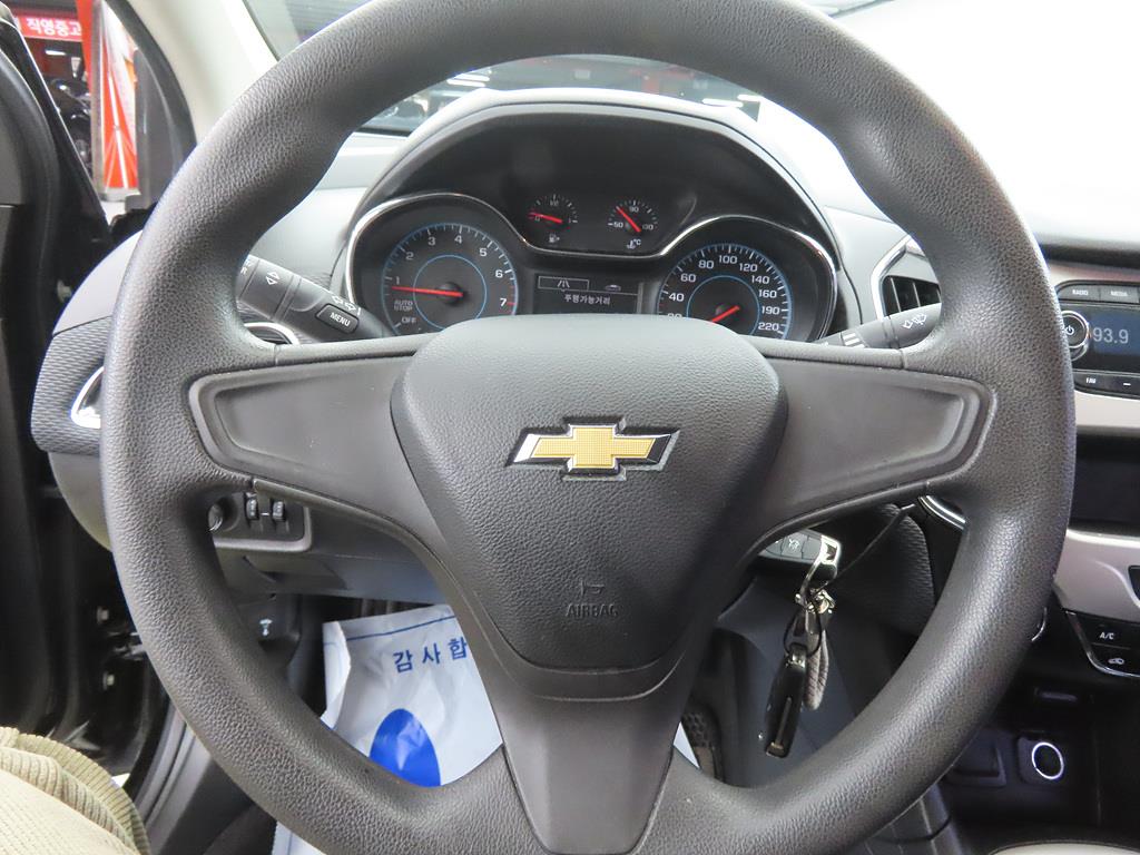 Chevrolet Cruise - Vista 8