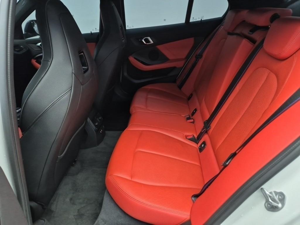 BMW 1 series - Vista 9