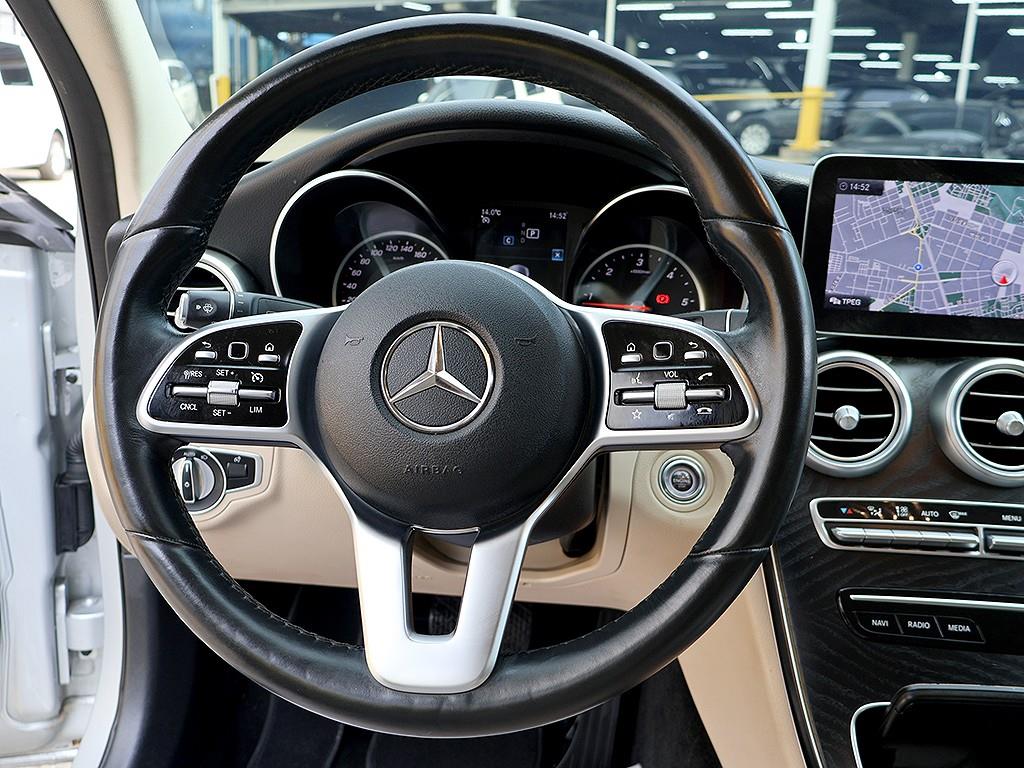 Mercedes Benz C Class 2019 the color of pearl - Importación desde Corea - HF Imports Iquique - Foto 8