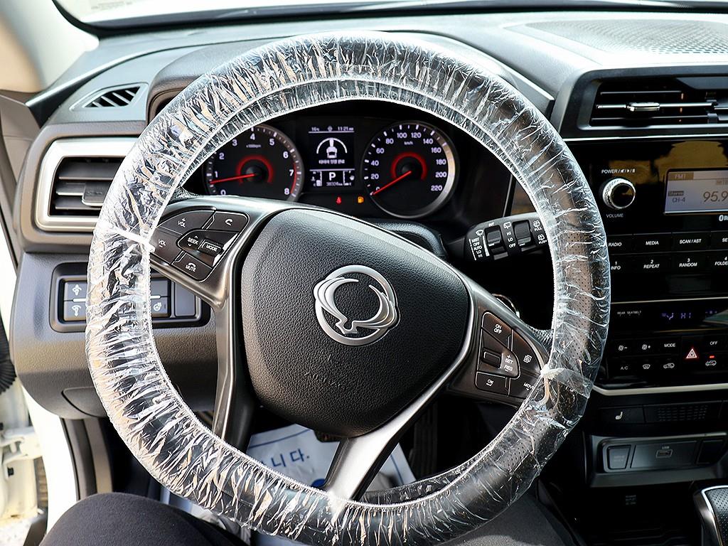 Ssangyong Tivoli - Vista 5