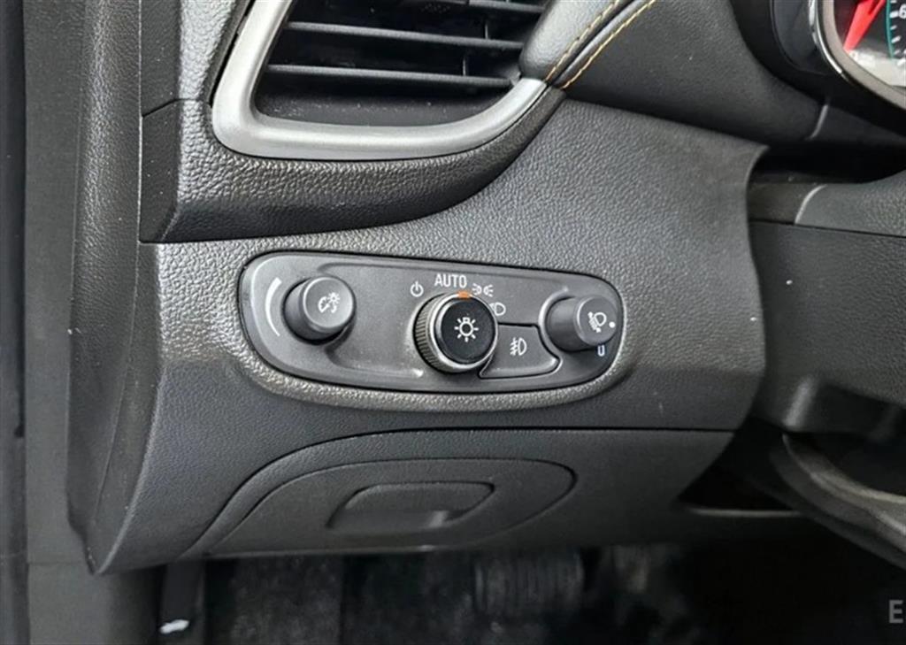 Chevrolet Trax 2019 Blanco - Importación desde Corea - HF Imports Iquique - Foto 17