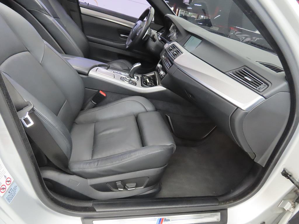 BMW 5 Series - Vista 8