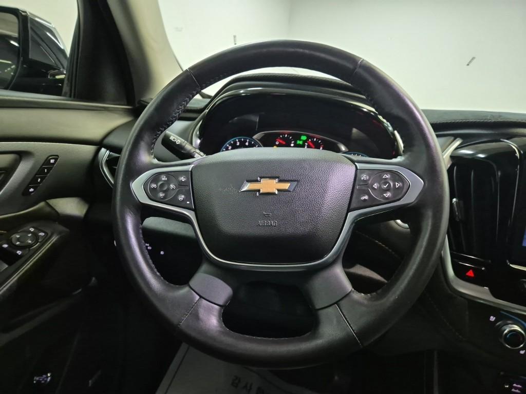 Chevrolet Travers 2021 Negro - Importación desde Corea - HF Imports Iquique - Foto 15