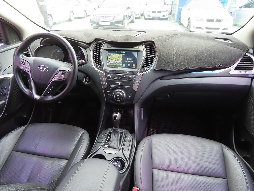 HYUNDAI Santa Fe - Vista 5