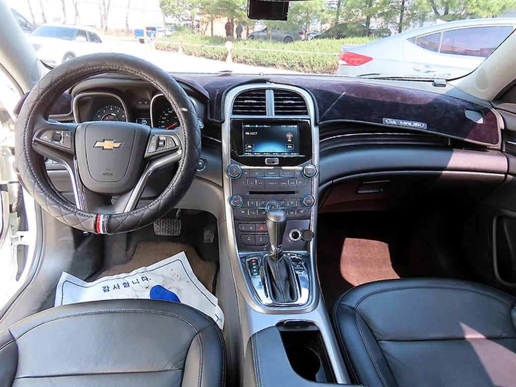 Chevrolet Malibu - Vista 7