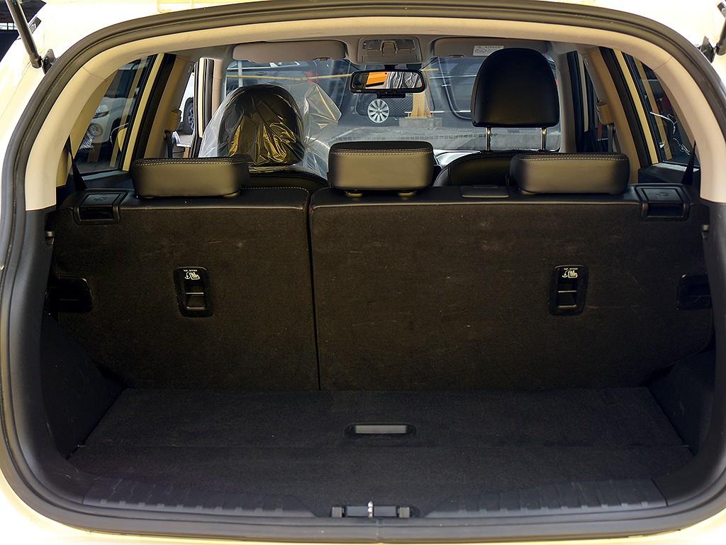 Ssangyong Tivoli 2024 Blanco - Importación desde Corea - HF Imports Iquique - Foto 13