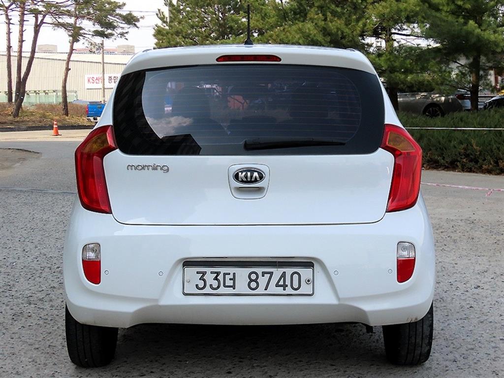 KIA Morning - Vista 4