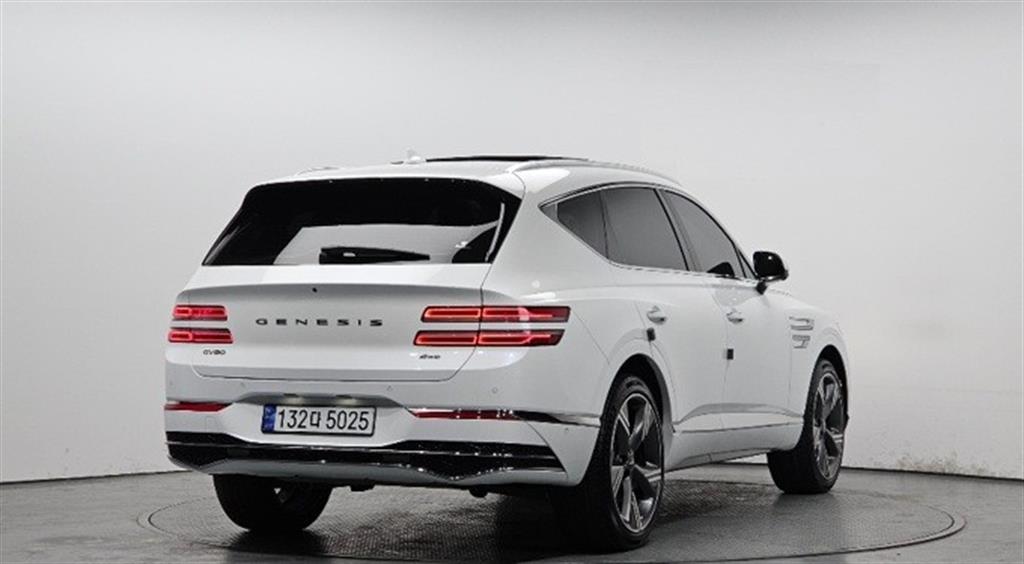 Genesis GV80 - Vista 4
