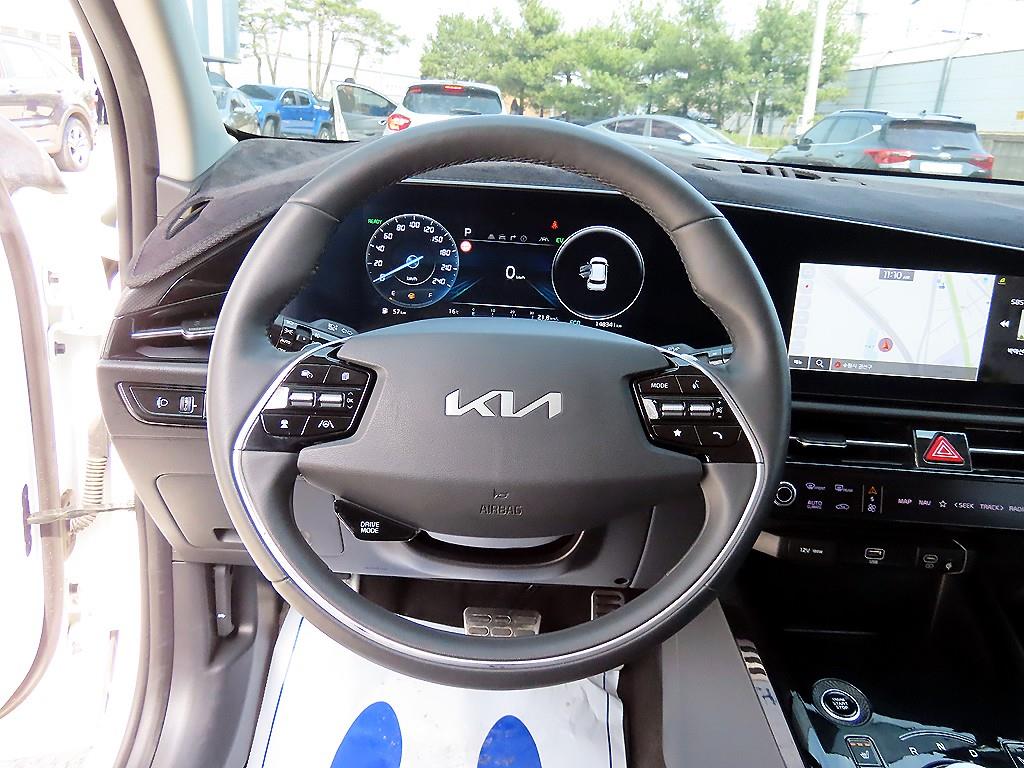 KIA Niro - Vista 8