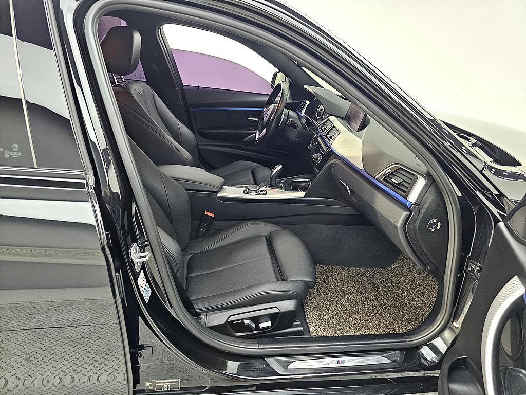 BMW 3 series - Vista 11