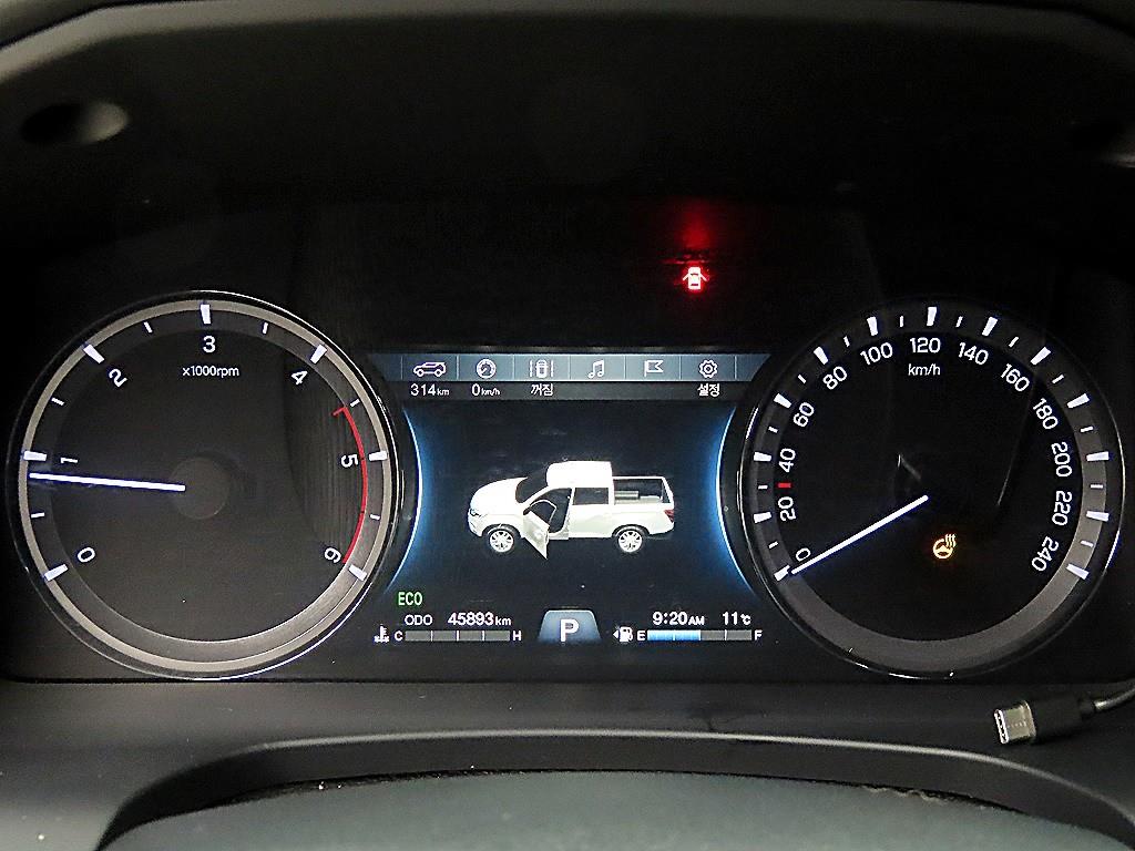 Ssangyong Rexton - Vista 8