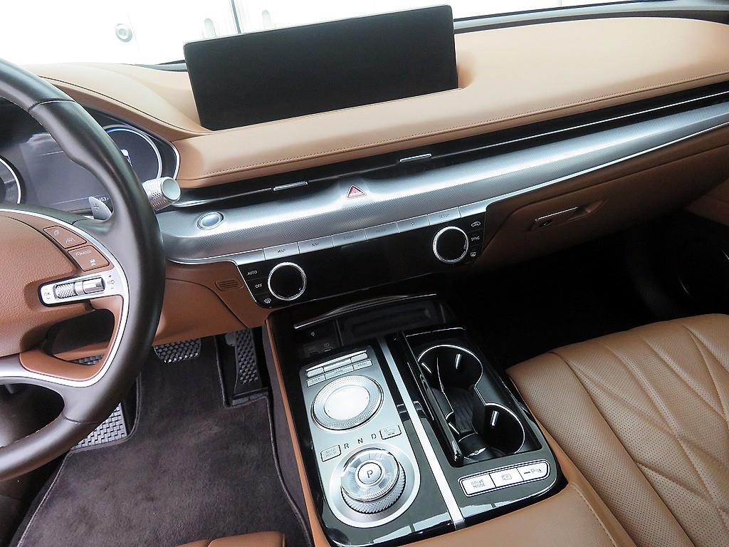 Genesis G80 - Vista 11