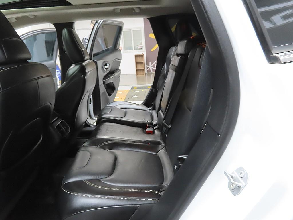 Jeep Cherokee 2015 Blanco - Importación desde Corea - HF Imports Iquique - Foto 11