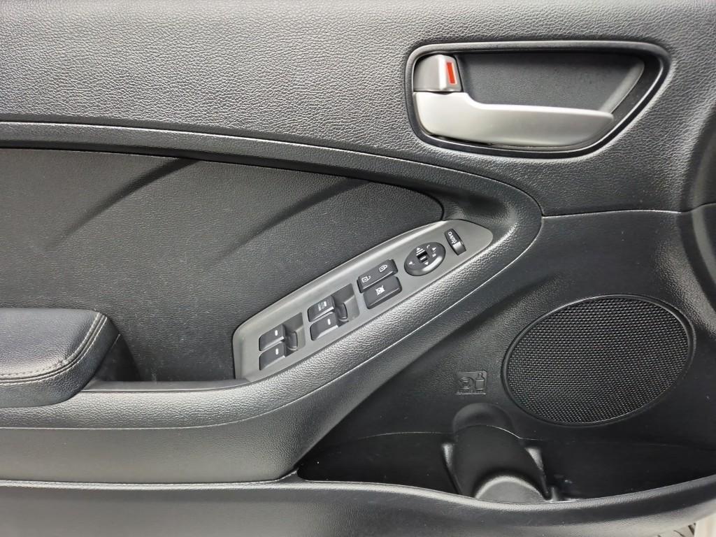 KIA K3 2017 Blanco - Importación desde Corea - HF Imports Iquique - Foto 14