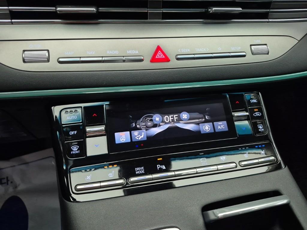 HYUNDAI Grandeur - Vista 10