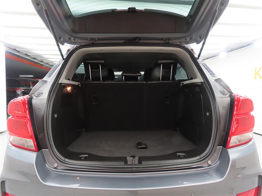 Chevrolet Trax 2020 Gris - Importación desde Corea - HF Imports Iquique - Foto 18