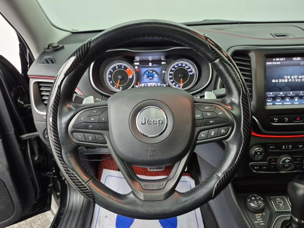 Jeep Cherokee - Vista 9