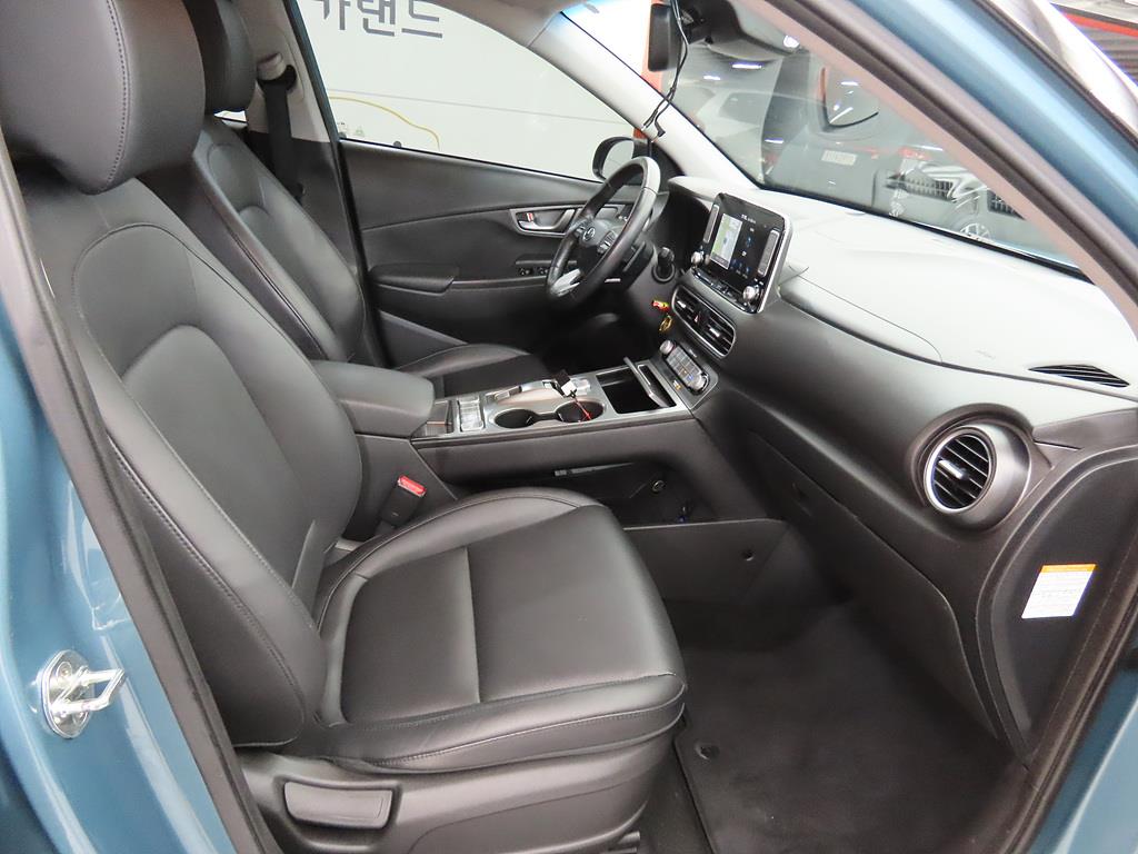 HYUNDAI Kona - Vista 11