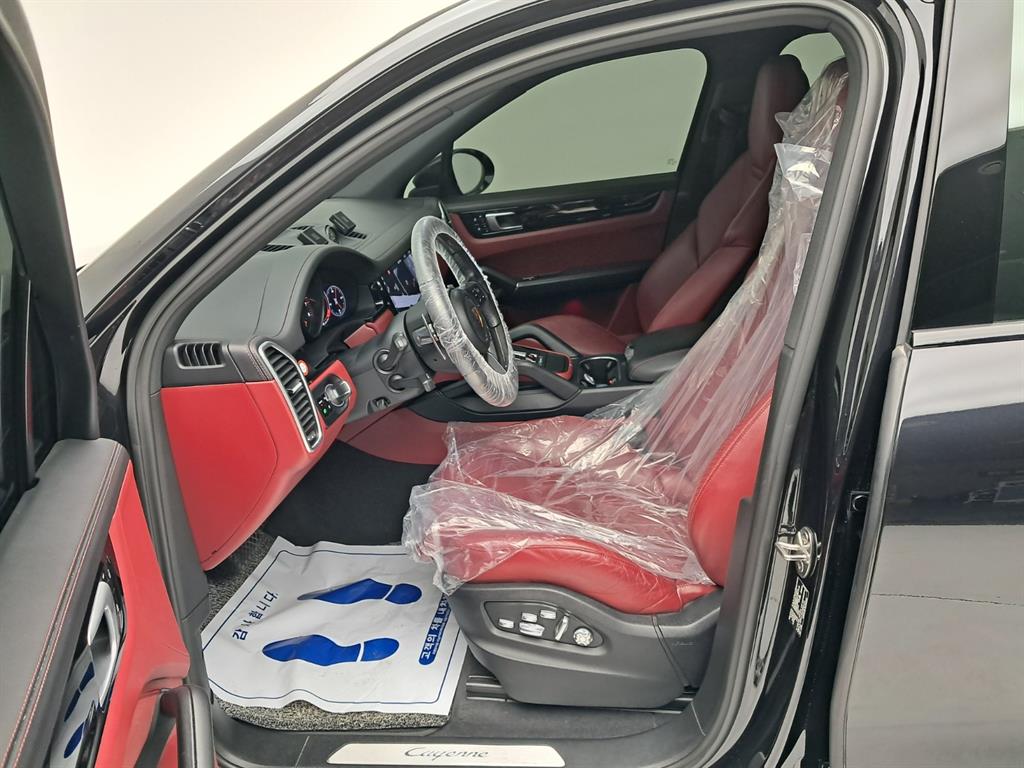 Porsche Cayenne 2020 Negro - Importación desde Corea - HF Imports Iquique - Foto 11