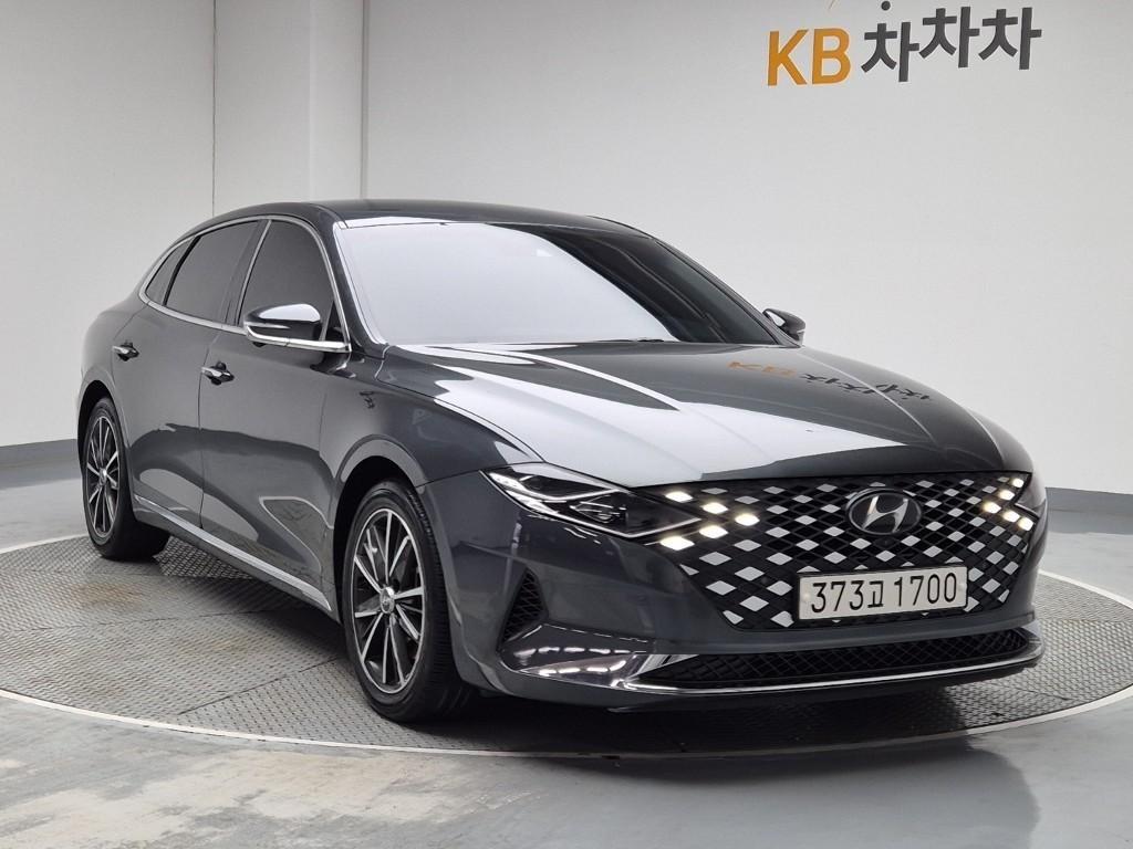 HYUNDAI Grandeur - Vista 4