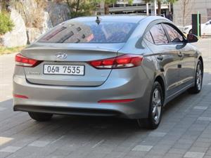 HYUNDAI Avante - Vista 6