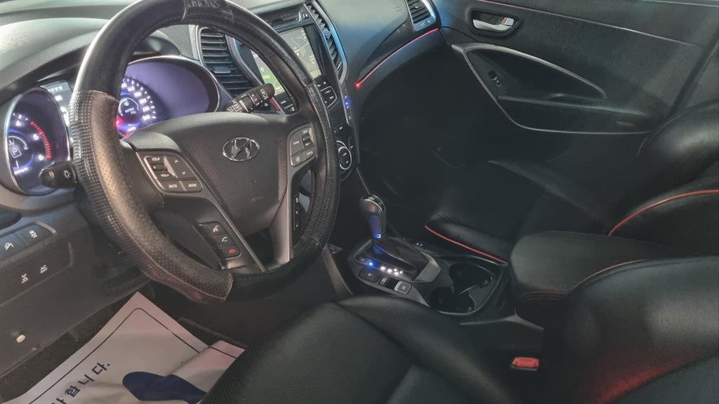 HYUNDAI Santa Fe - Vista 10