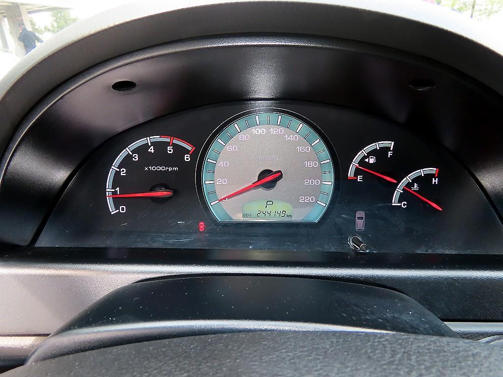 Ssangyong Rexton - Vista 9