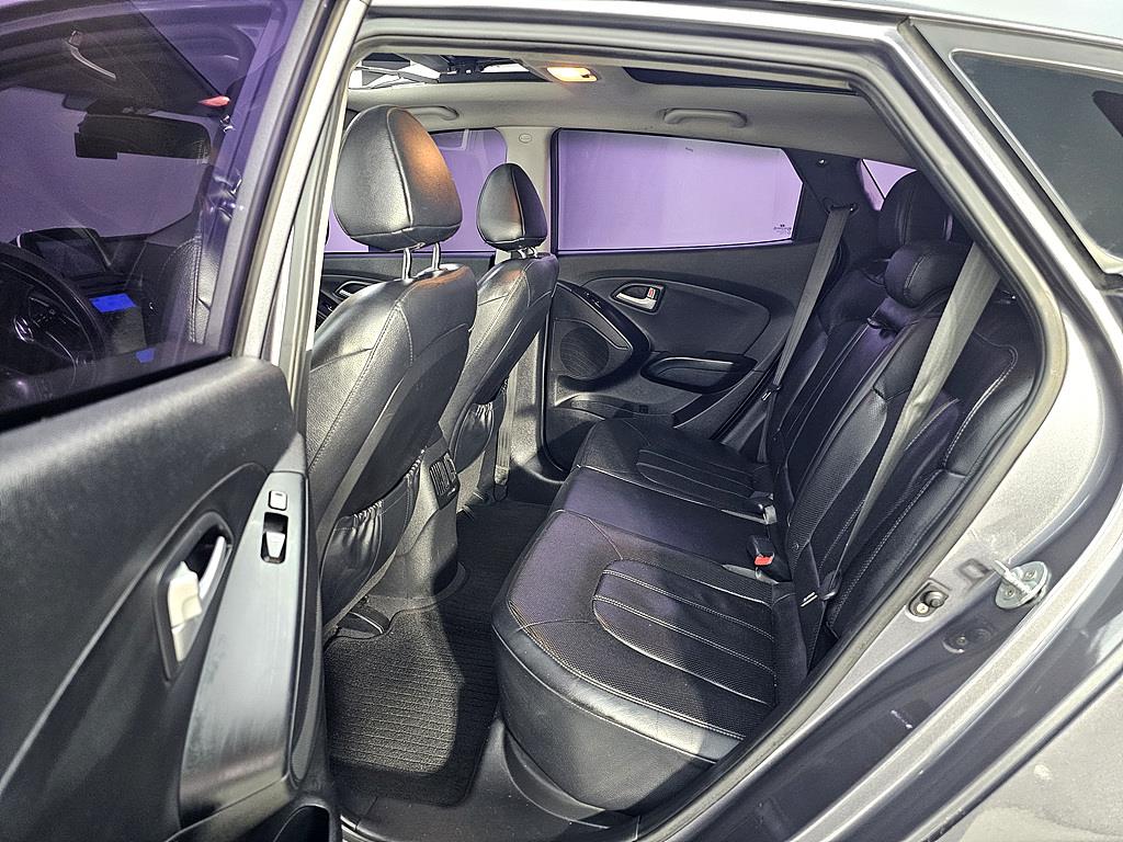 HYUNDAI Tucson - Vista 9