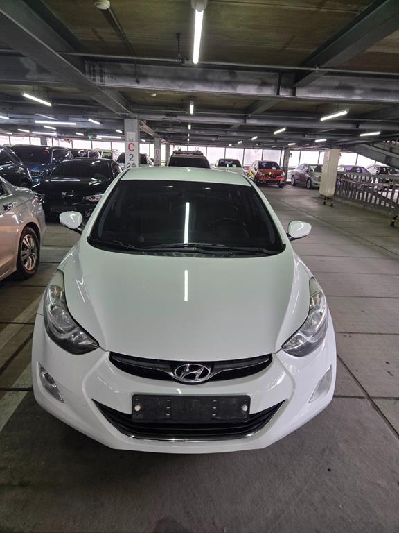 HYUNDAI Avante 2011 Blanco - Importación desde Corea - HF Imports Iquique - Foto 1
