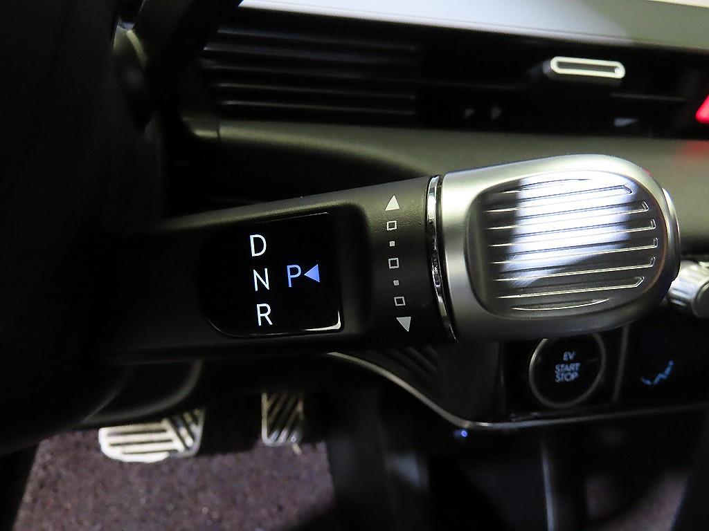 HYUNDAI Ioniq 5 - Vista 12