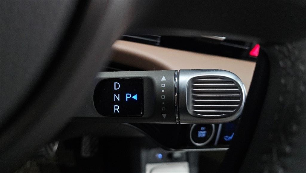 HYUNDAI Ioniq 5 - Vista 8