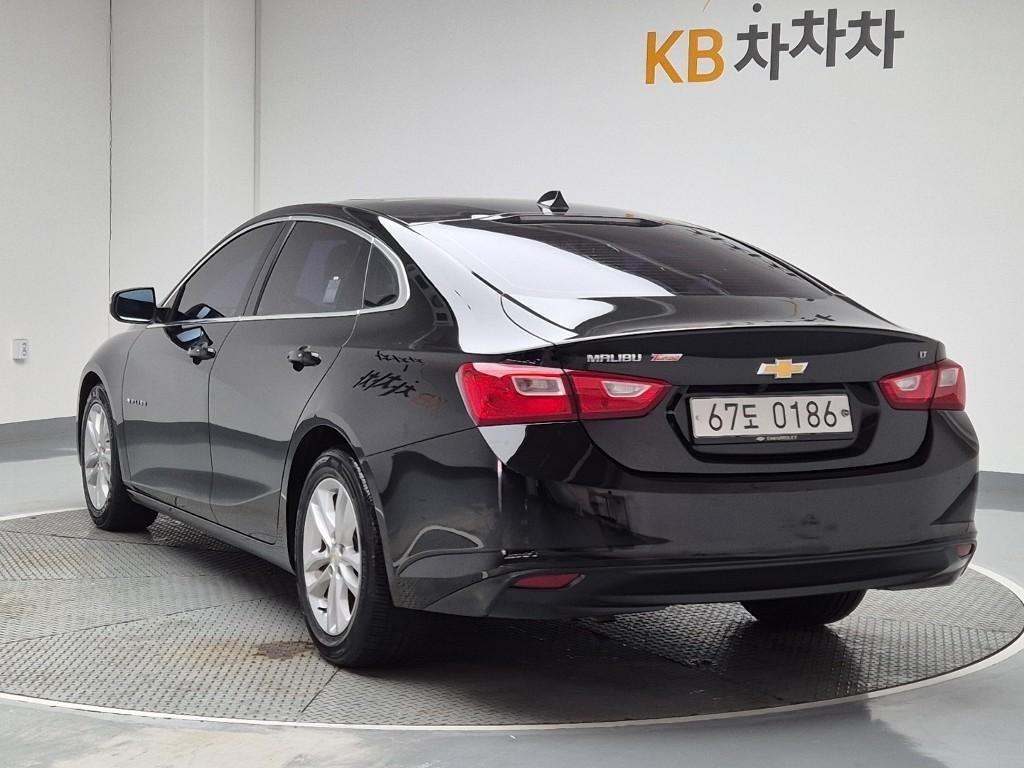 Chevrolet Malibu - Vista 4