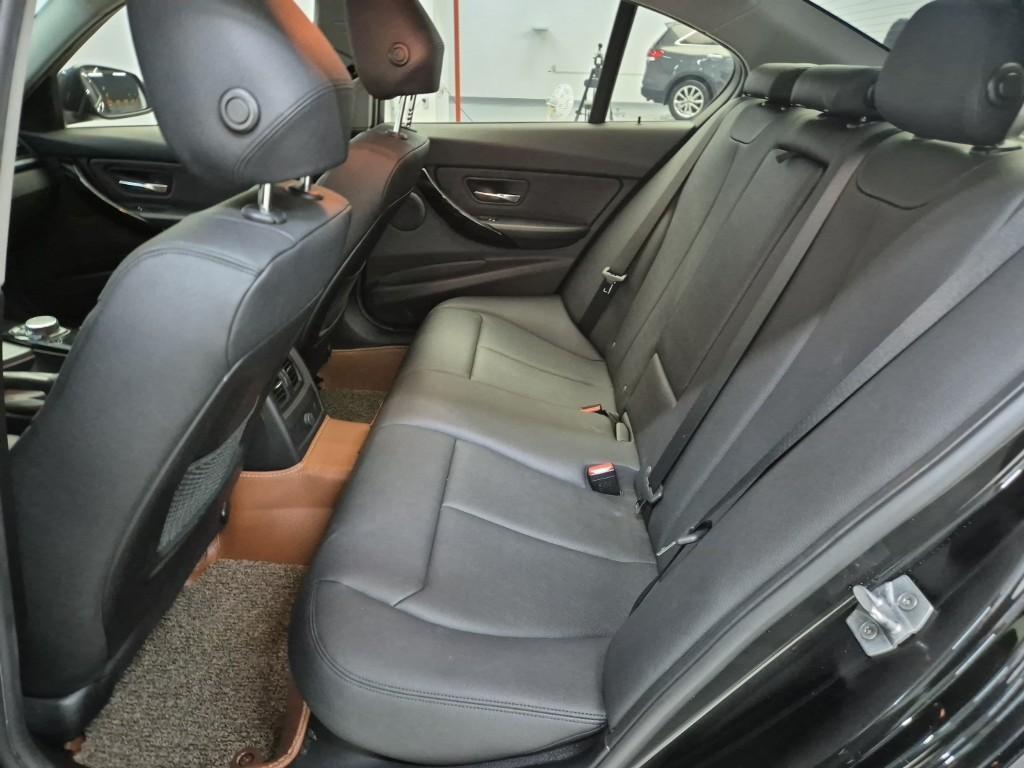 BMW 3 series - Vista 9