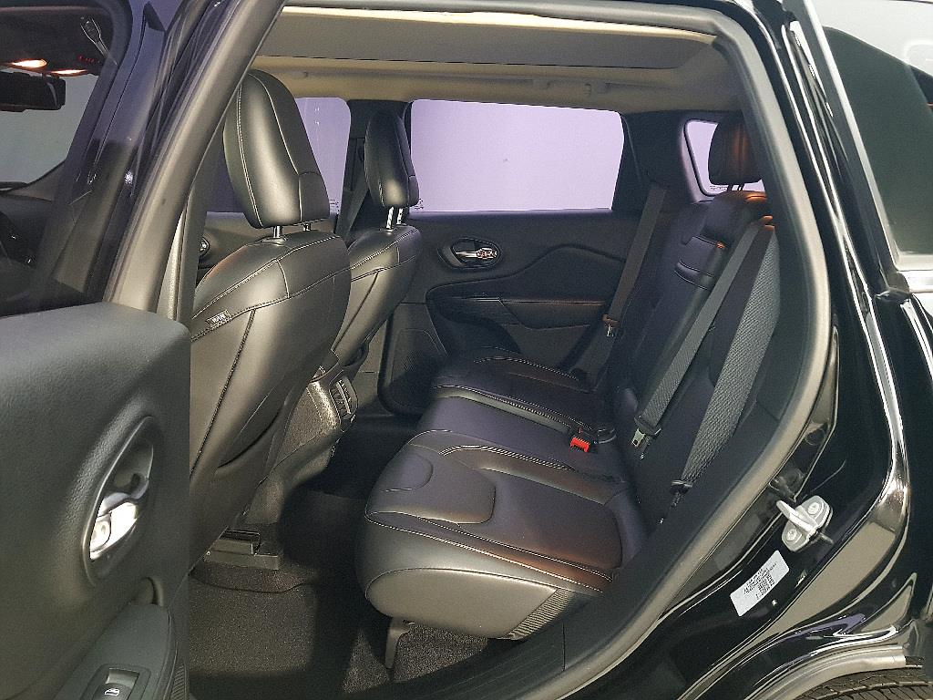 Jeep Cherokee - Vista 8