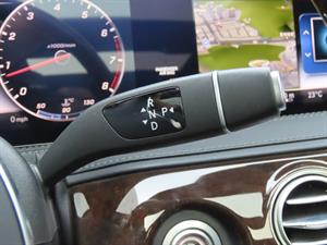 Mercedes Benz S Class - Vista 12