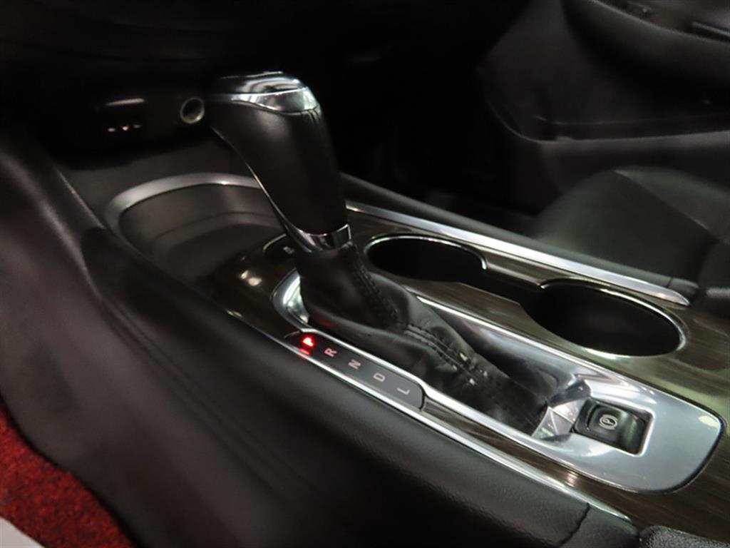 Chevrolet Malibu - Vista 11