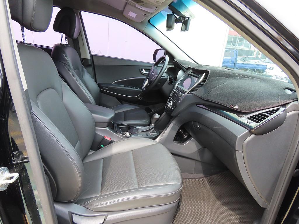 HYUNDAI Santa Fe - Vista 8