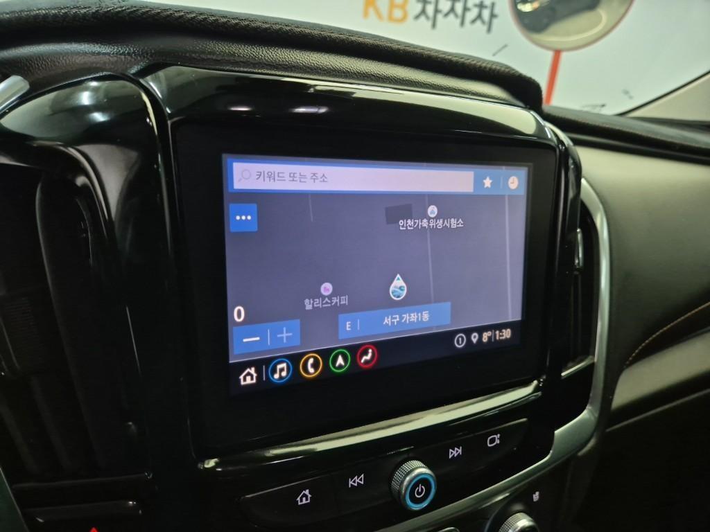 Chevrolet Travers 2021 Negro - Importación desde Corea - HF Imports Iquique - Foto 13