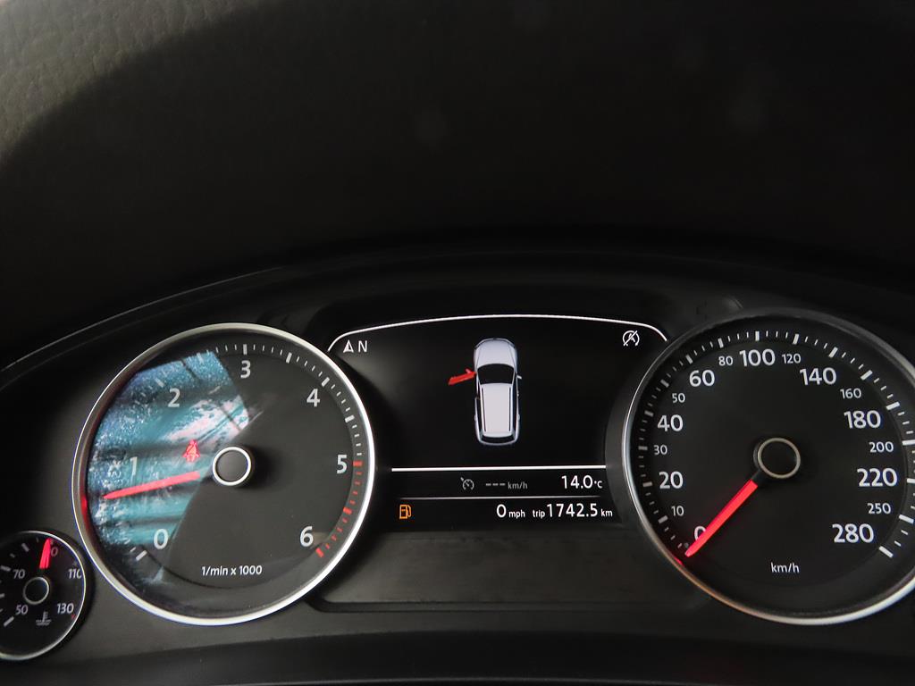 Volkswagen Touareg - Vista 8